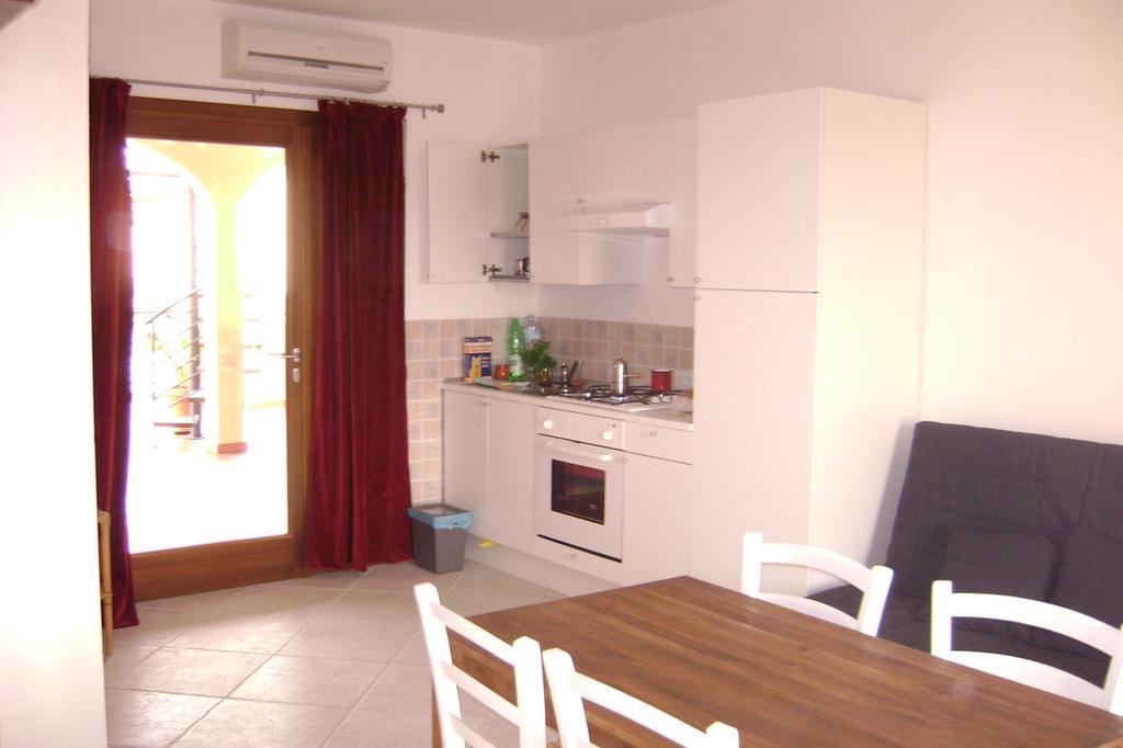 Casa Di Livia Appartement SantʼAnna Arresi Buitenkant foto